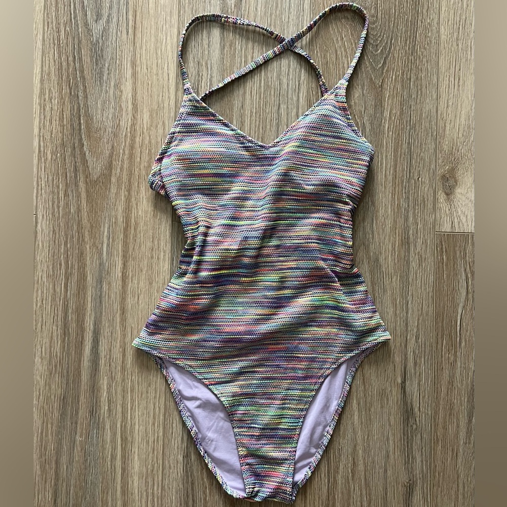 One piece women’s colorful swimwear